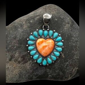 Native American Sterling Silver Orange Spiny Oyster Turquoise Heart Pendant